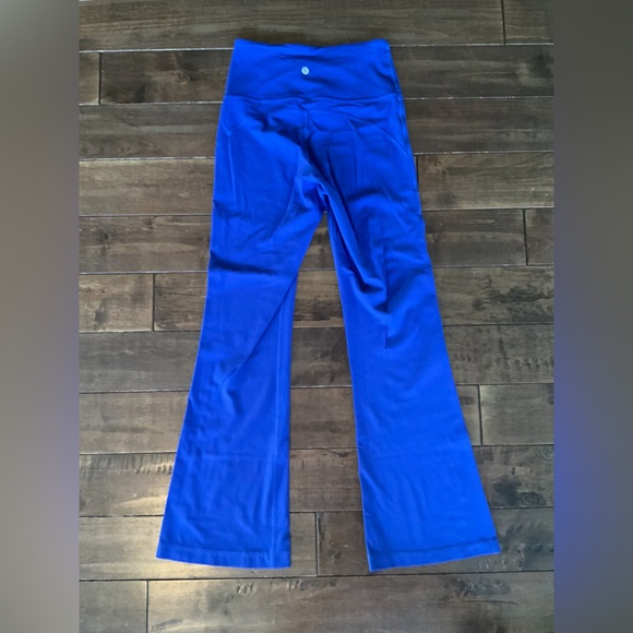 Lululemon Yoga Pants - Picture 2 of 3